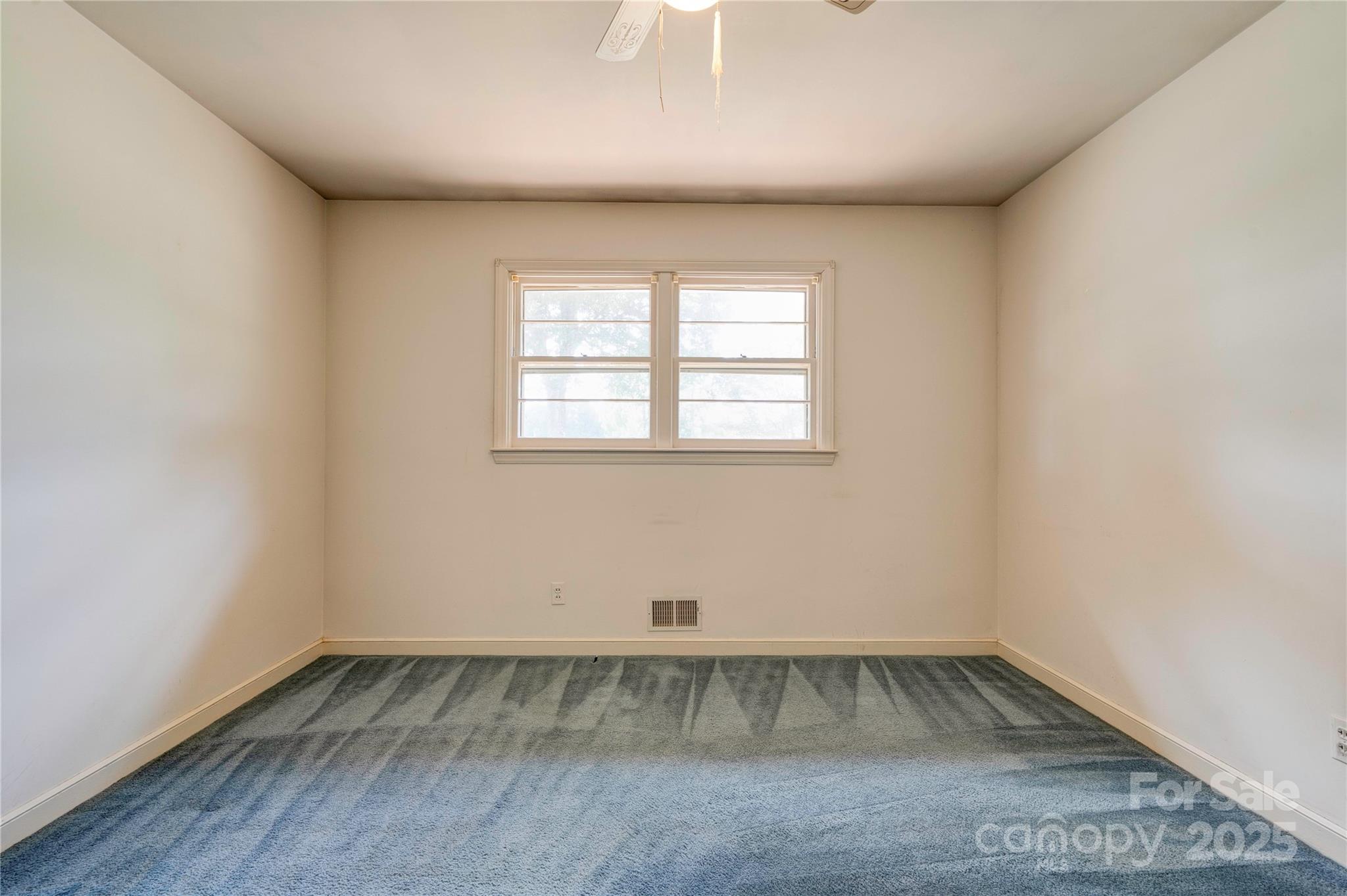 1400 N Post Road