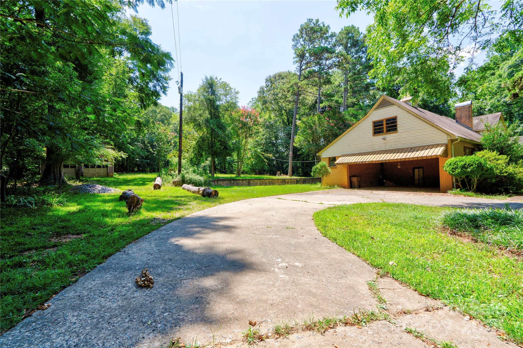 411 Country Club Road