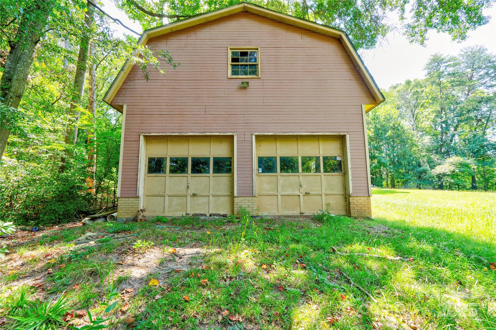 411 Country Club Road