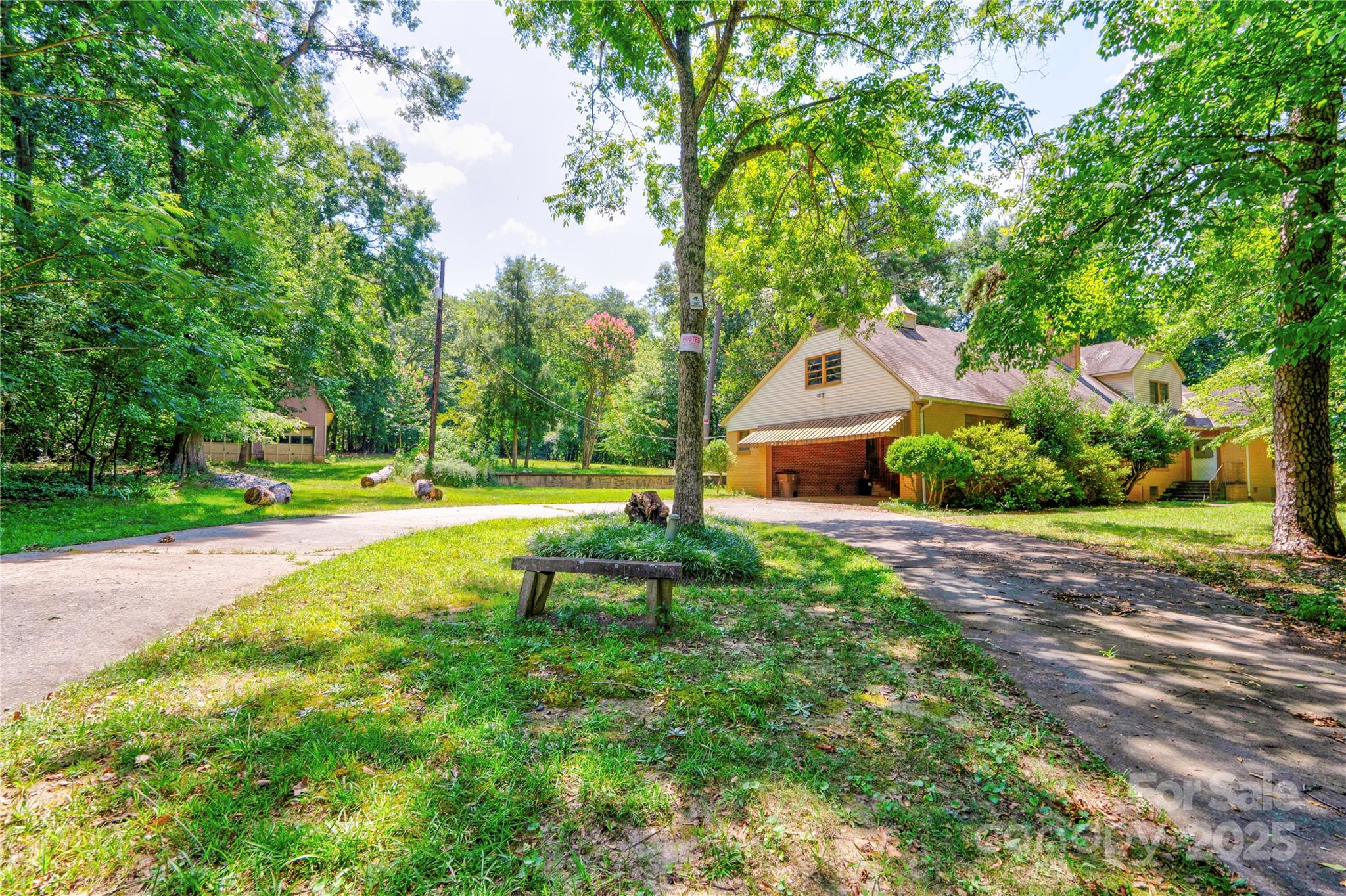 411 Country Club Road