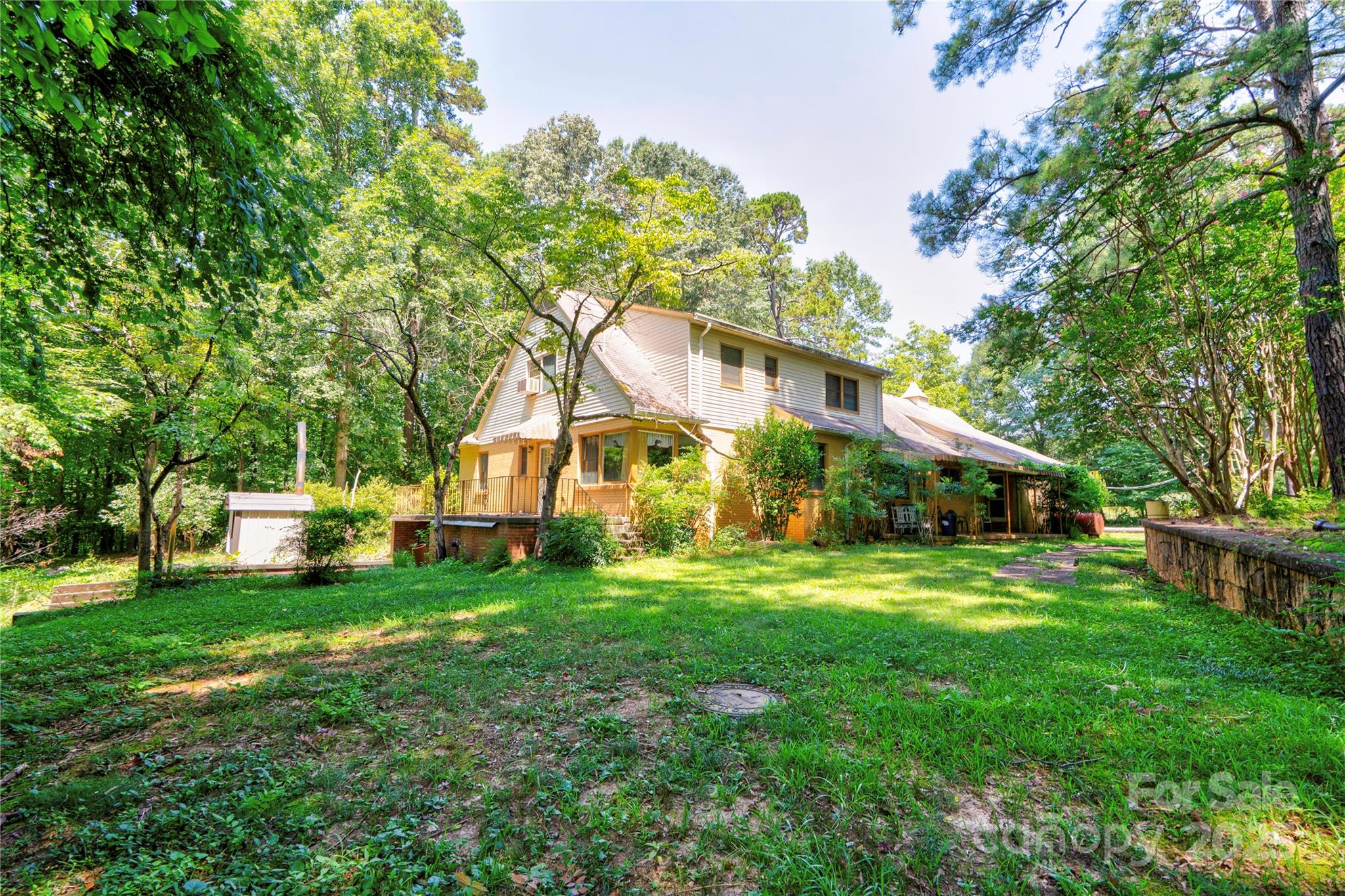 411 Country Club Road