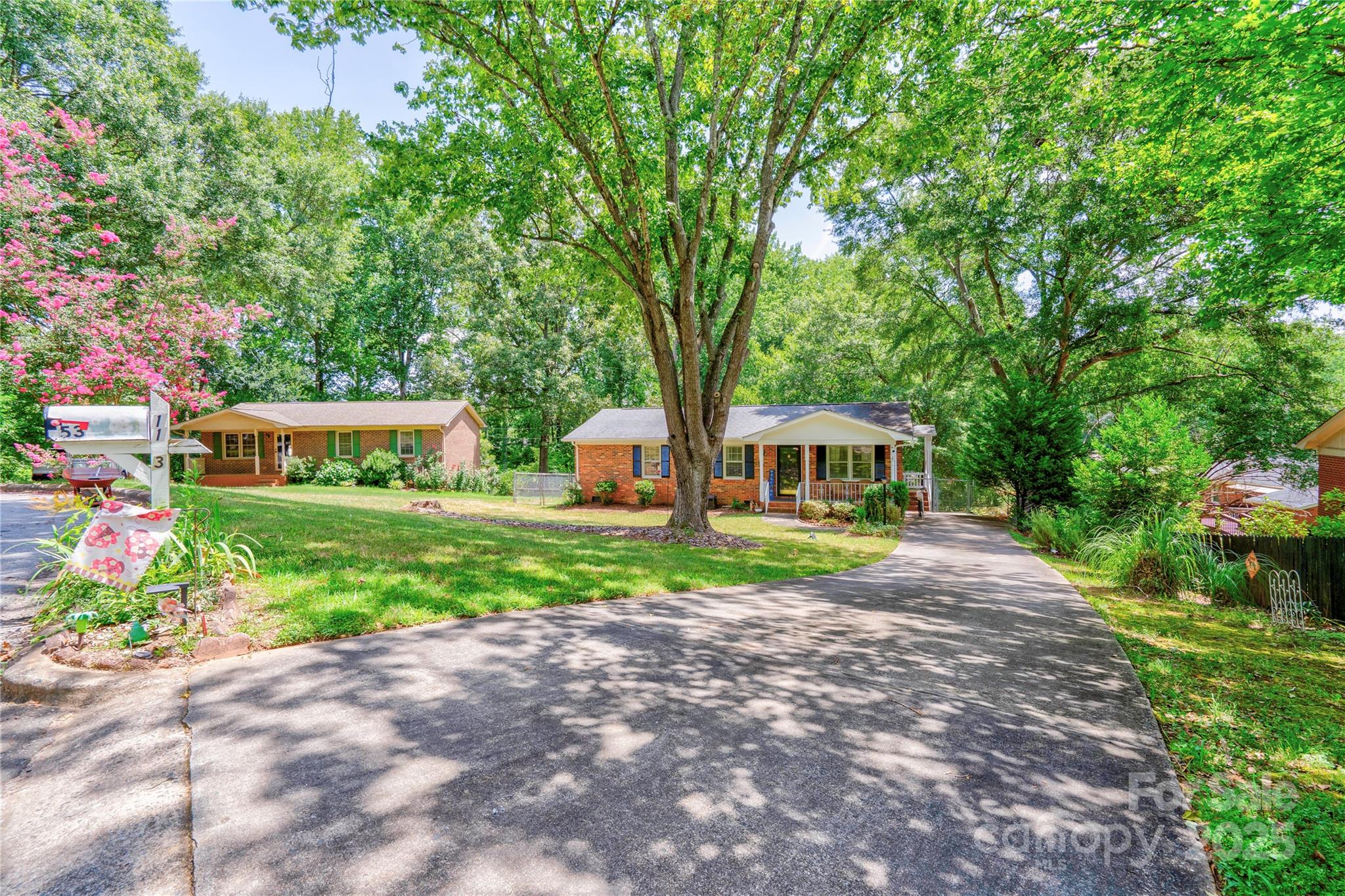 1153 N Woodhill Drive