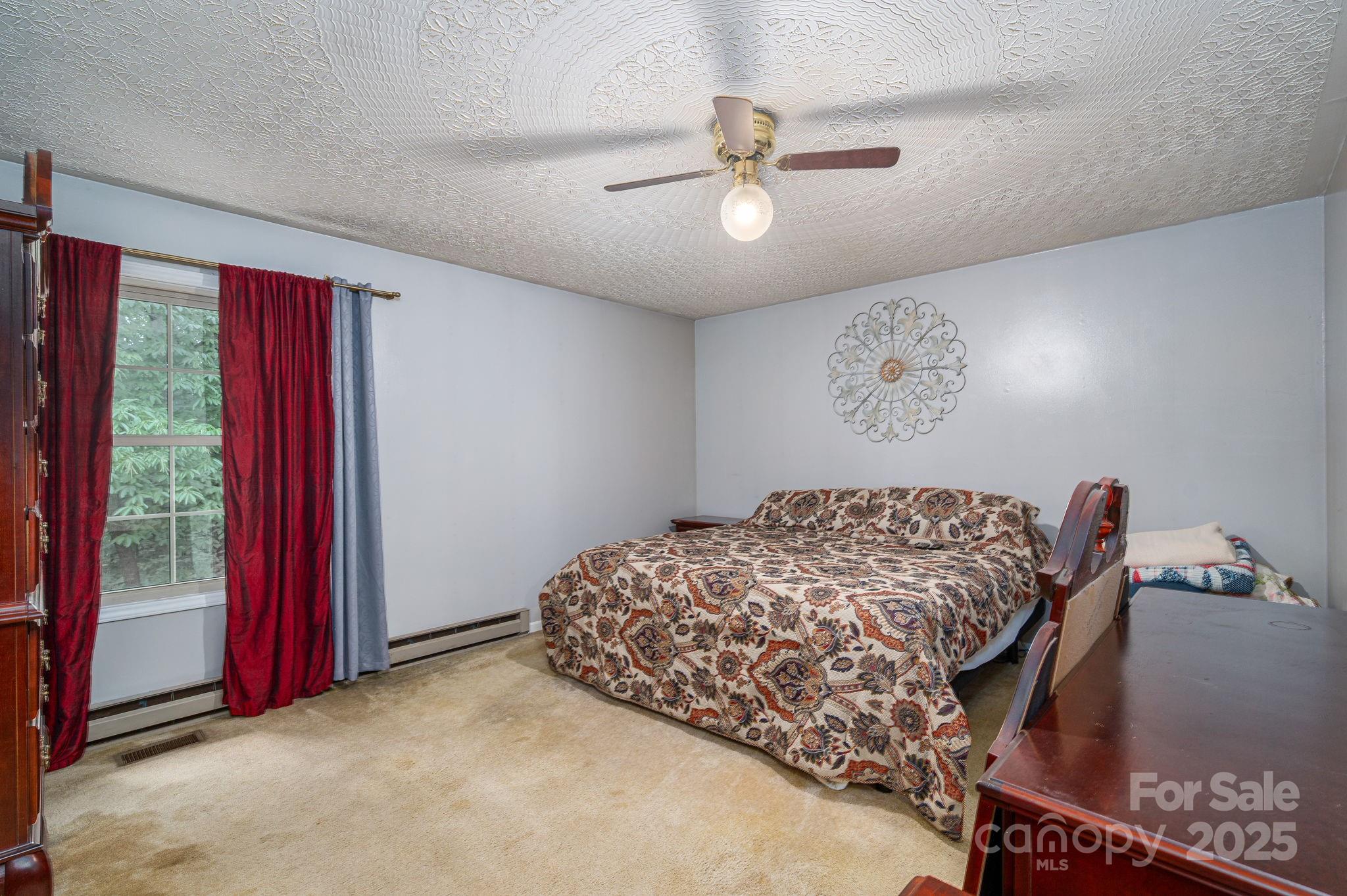 915 Danbrook Circle