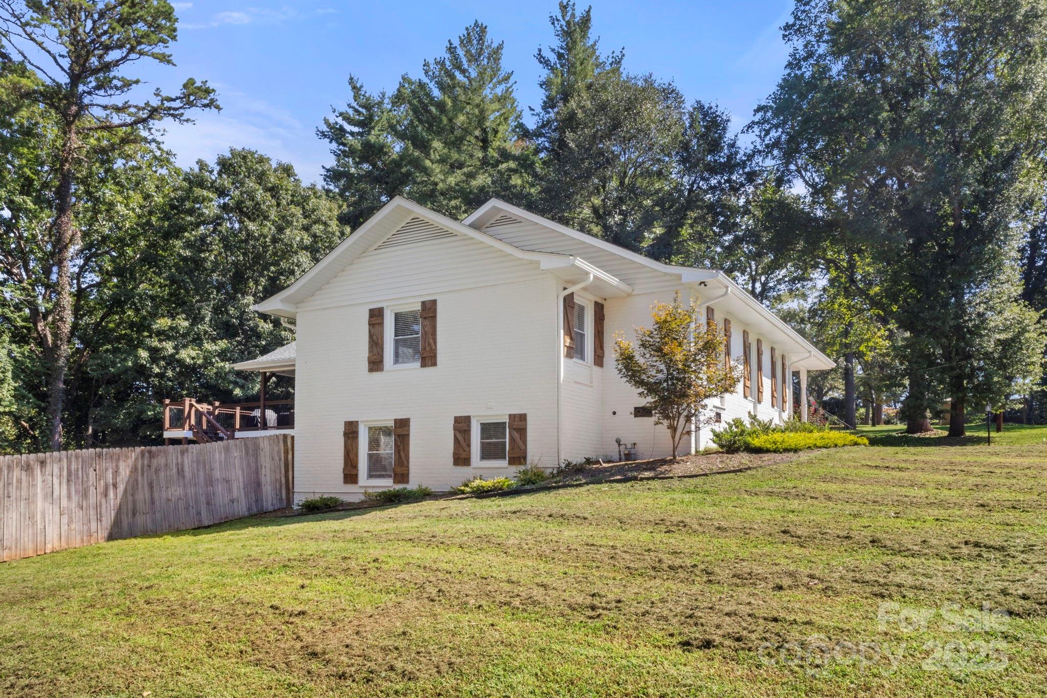 614 Peach Street