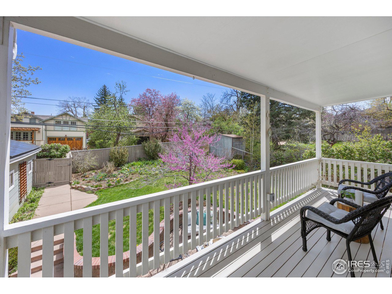 860 Grant Pl
