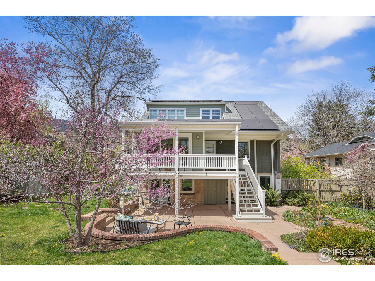 860 Grant Pl
