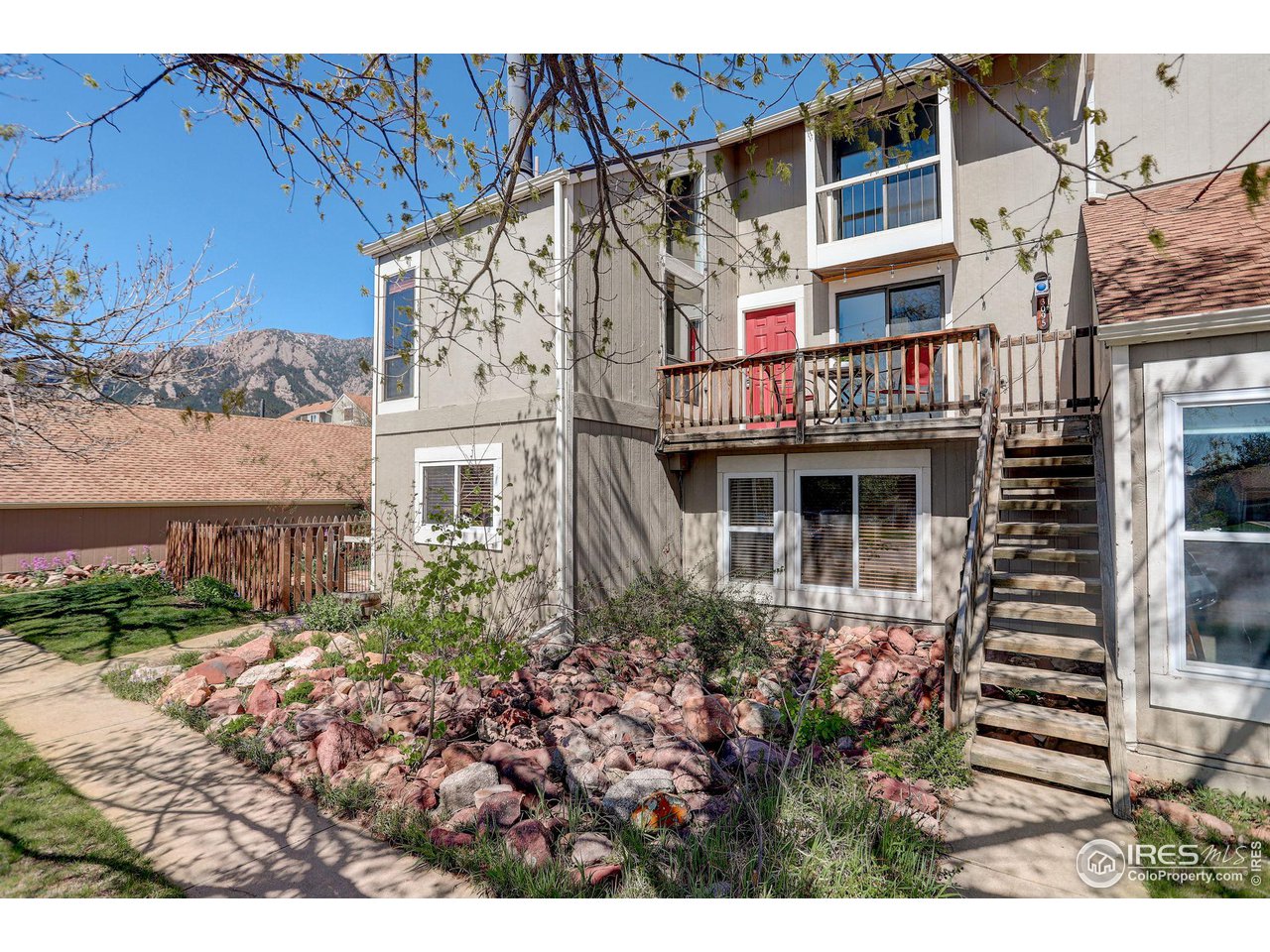 3095 Redstone Ln E-4