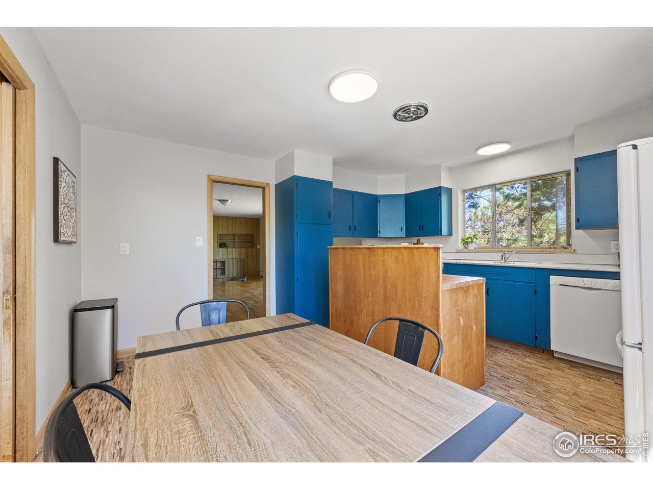 2705 Dartmouth Ave