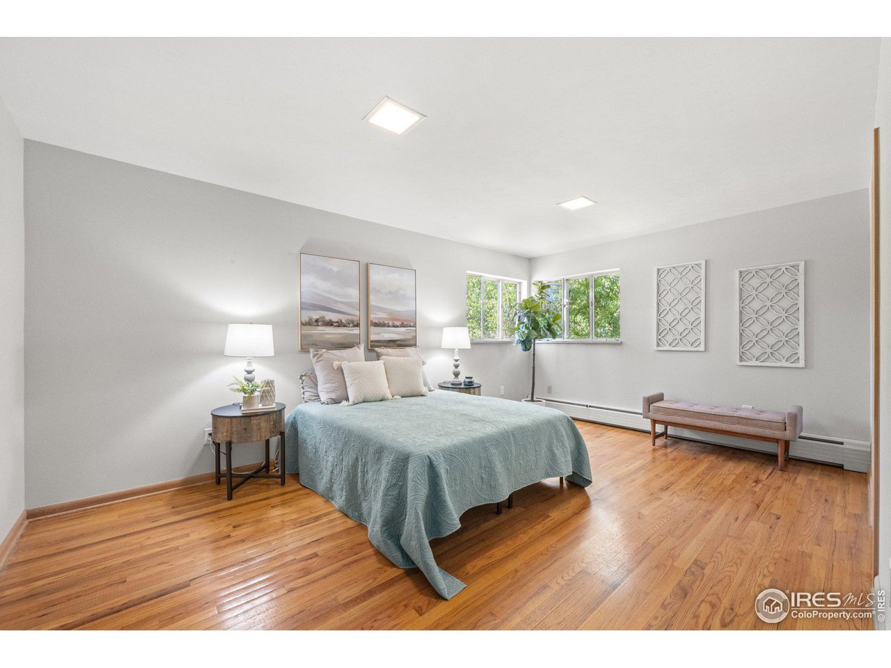 2705 Dartmouth Ave