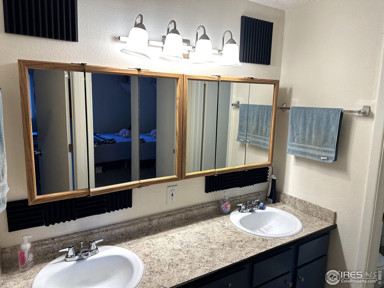 3000 Colorado Ave B-105