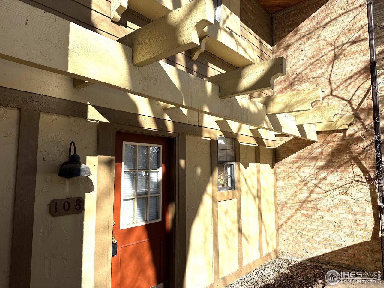 3000 Colorado Ave B-108
