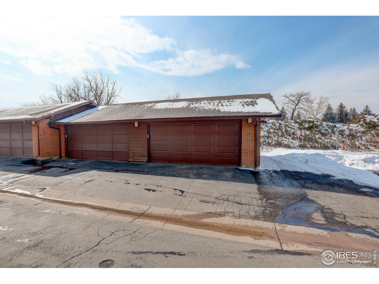 501 Manhattan Dr 201