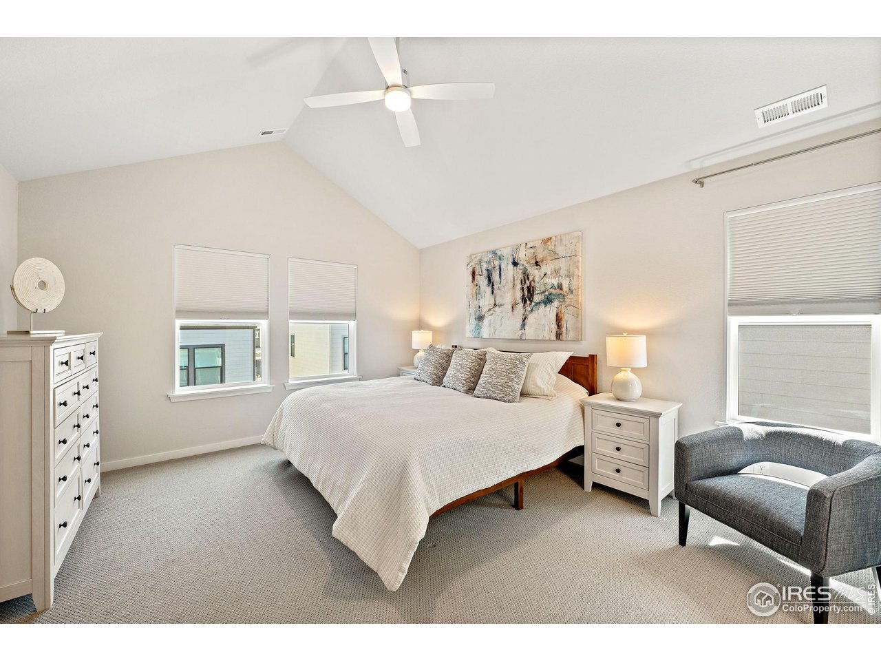 364 Shawnee Ln
