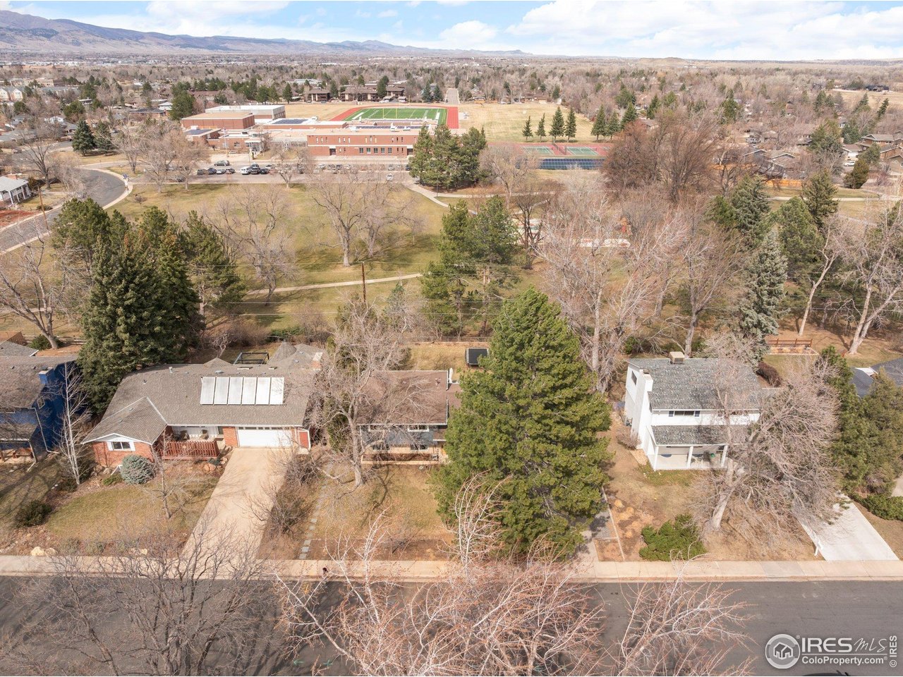 5355 Kewanee Dr