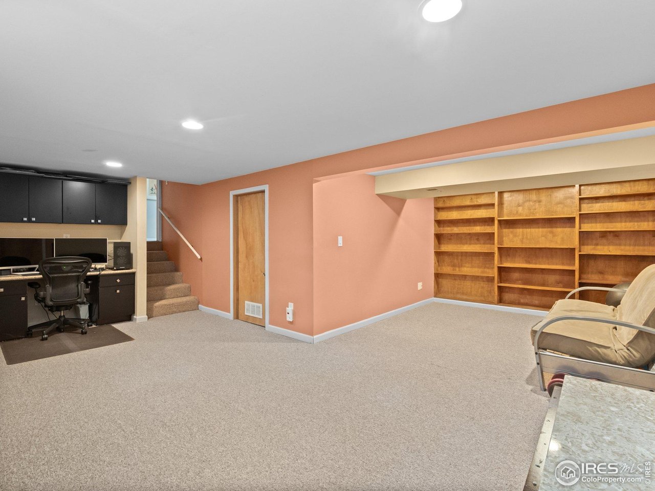 5355 Kewanee Dr