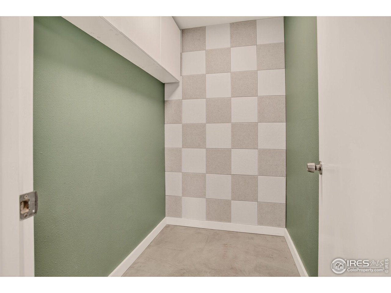 850 W Moorhead Cir 3D