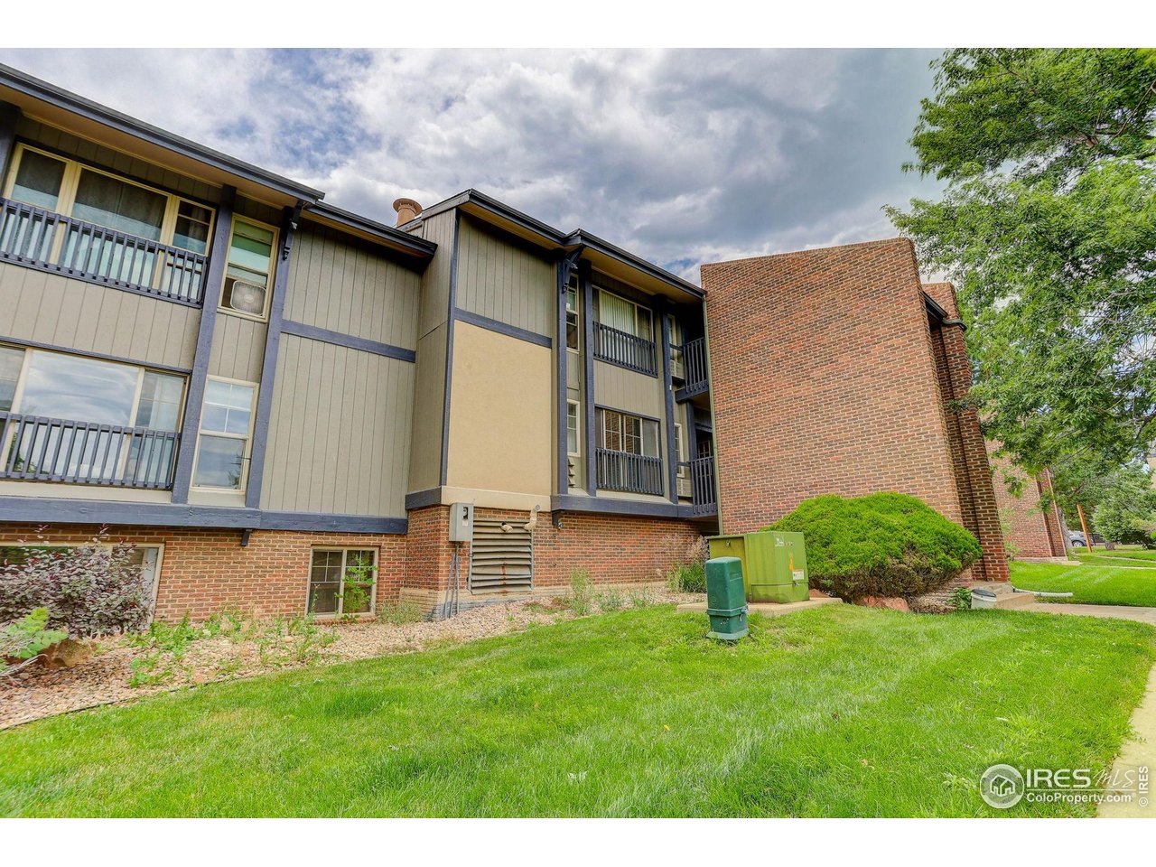 850 W Moorhead Cir 3D