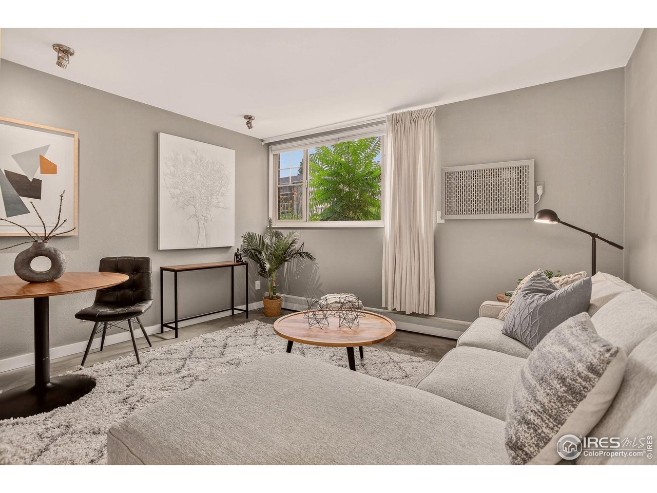 850 W Moorhead Cir 3D