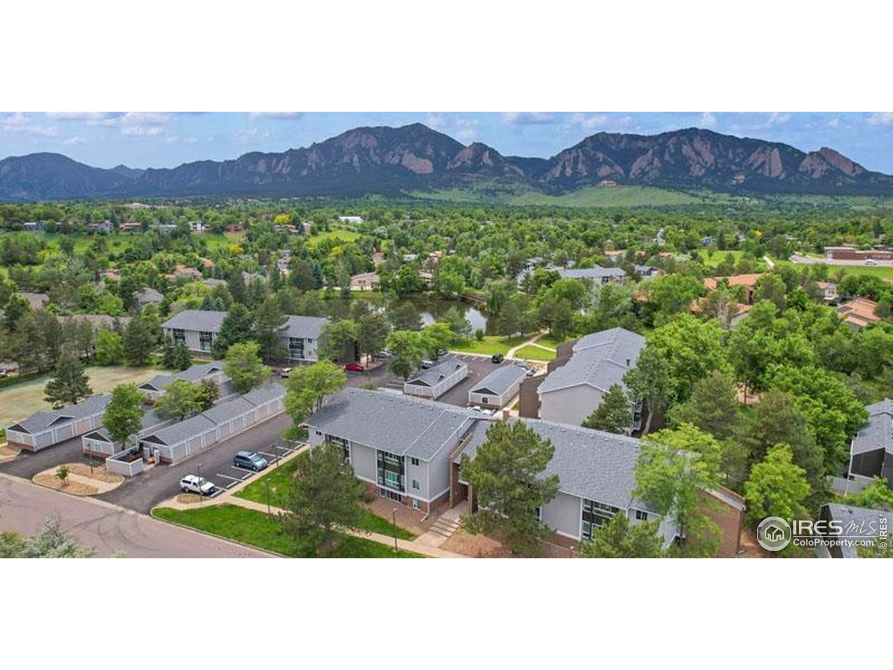 850 W Moorhead Cir 3D