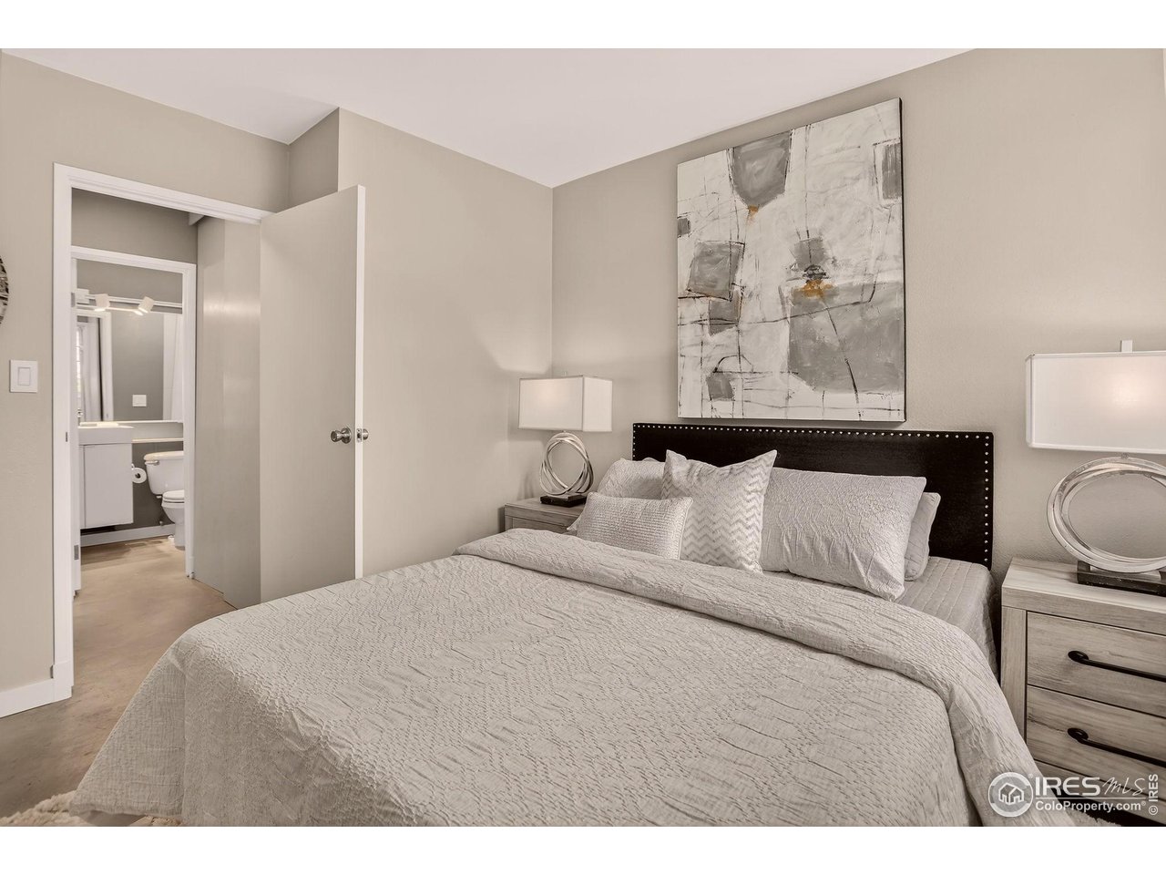 850 W Moorhead Cir 3D