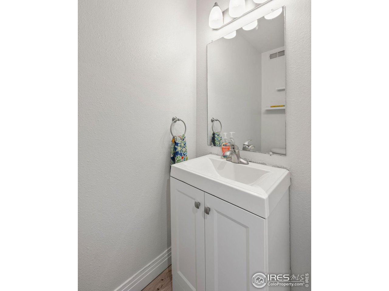 4800 Osage Dr B-16