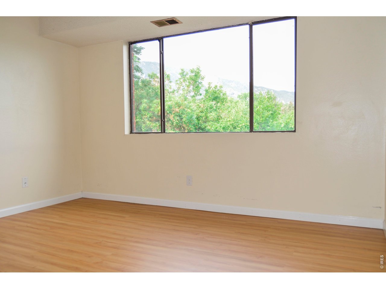 2141 Baseline Rd 16