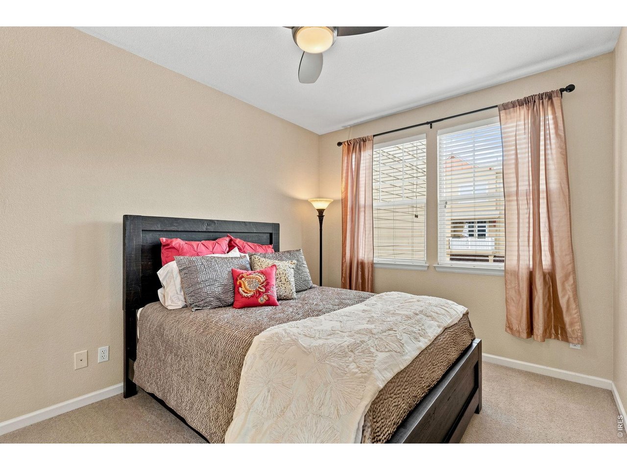 12802 King St 66