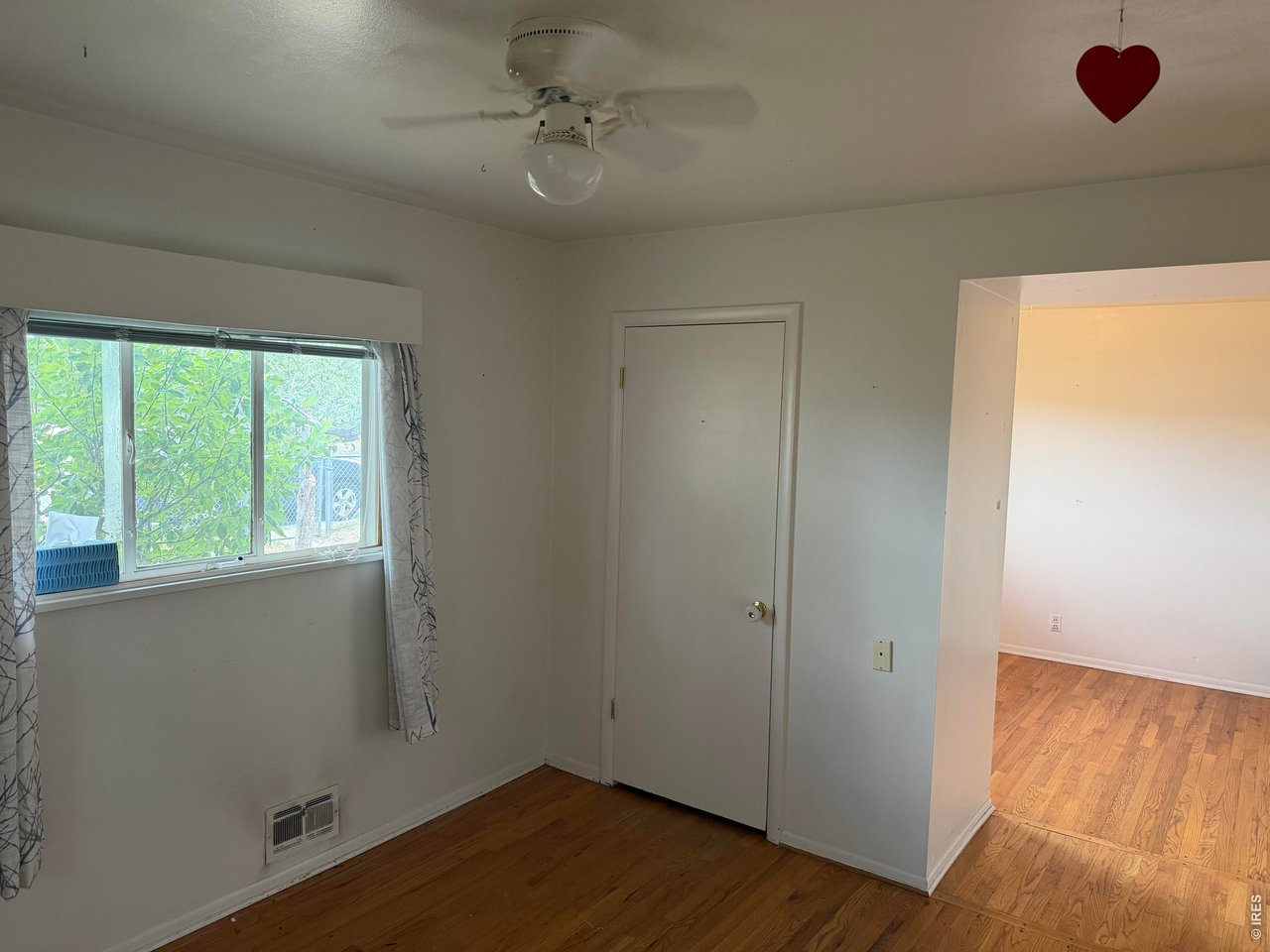 3695 Martin Dr