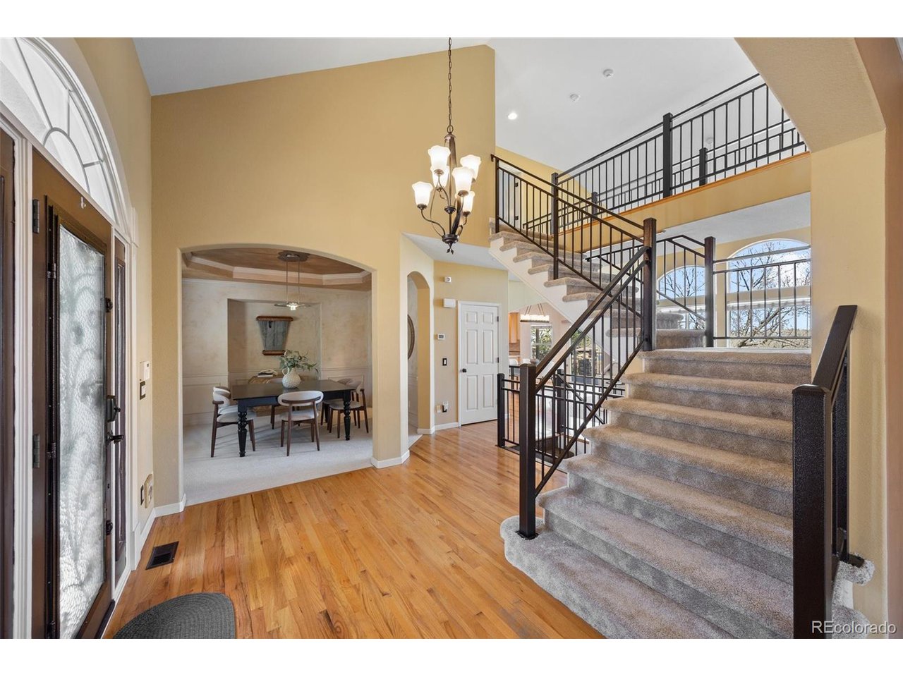 21231 E Saddle Rock Ln