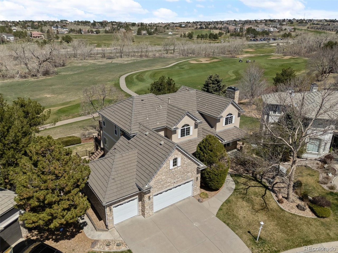 21231 E Saddle Rock Ln