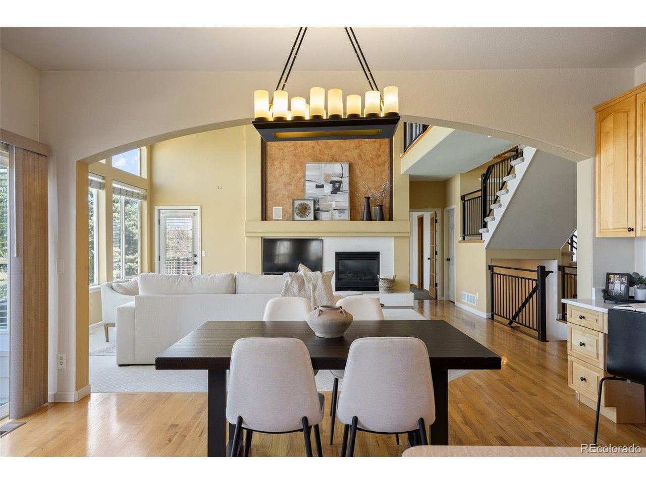 21231 E Saddle Rock Ln
