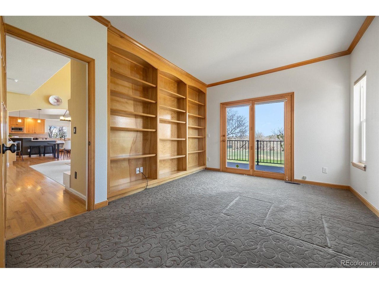 21231 E Saddle Rock Ln