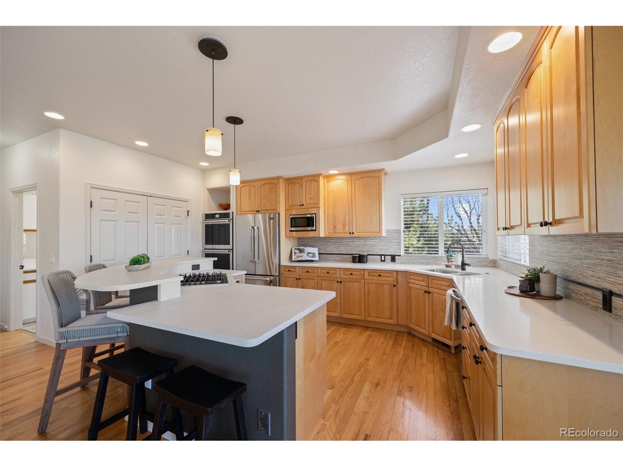 21231 E Saddle Rock Ln