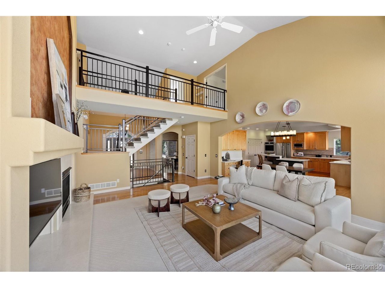 21231 E Saddle Rock Ln