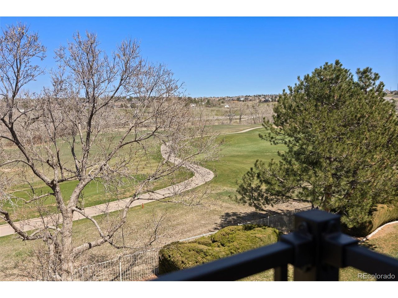 21231 E Saddle Rock Ln