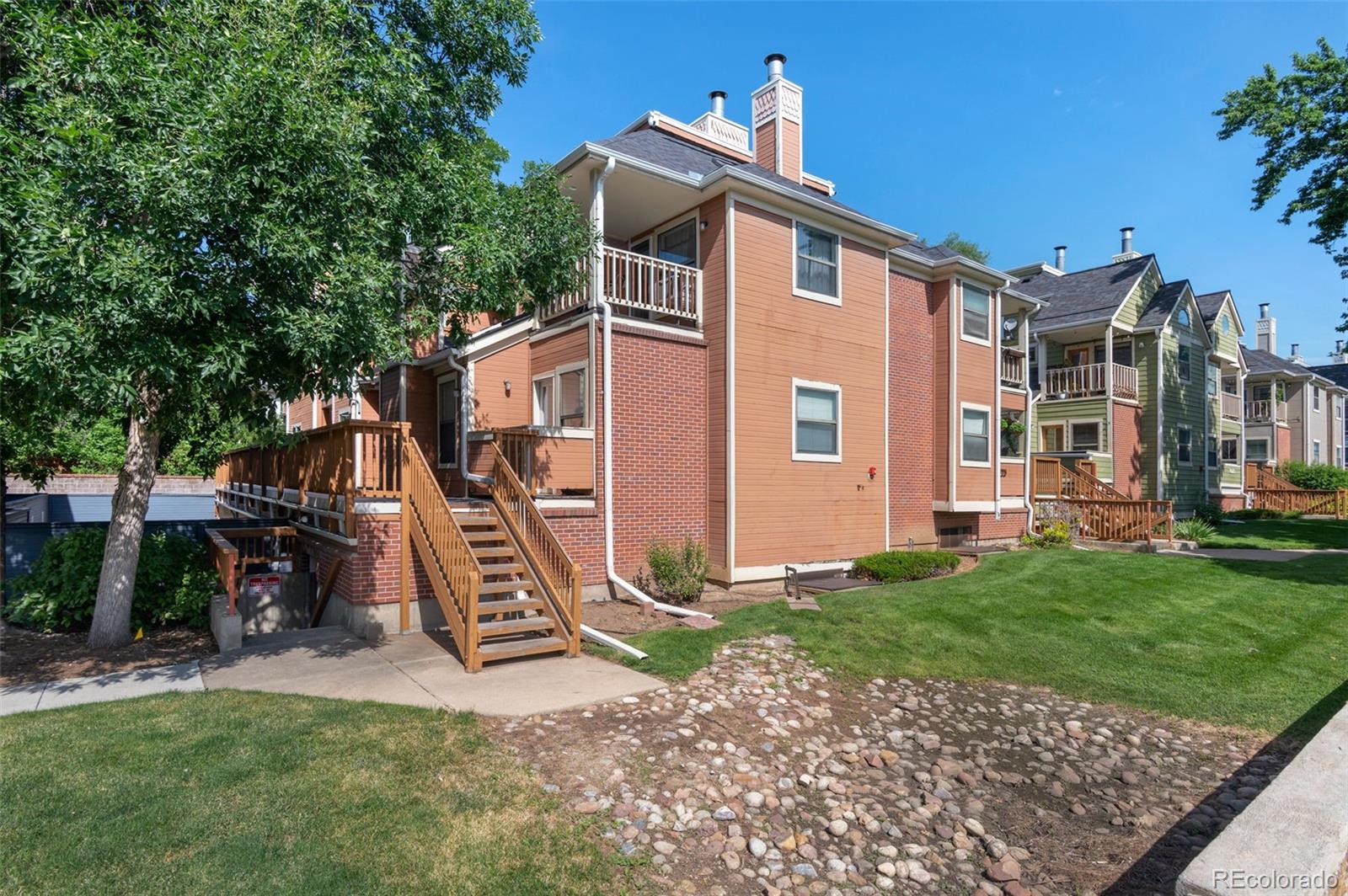 3025 Broadway Street Unit: 2