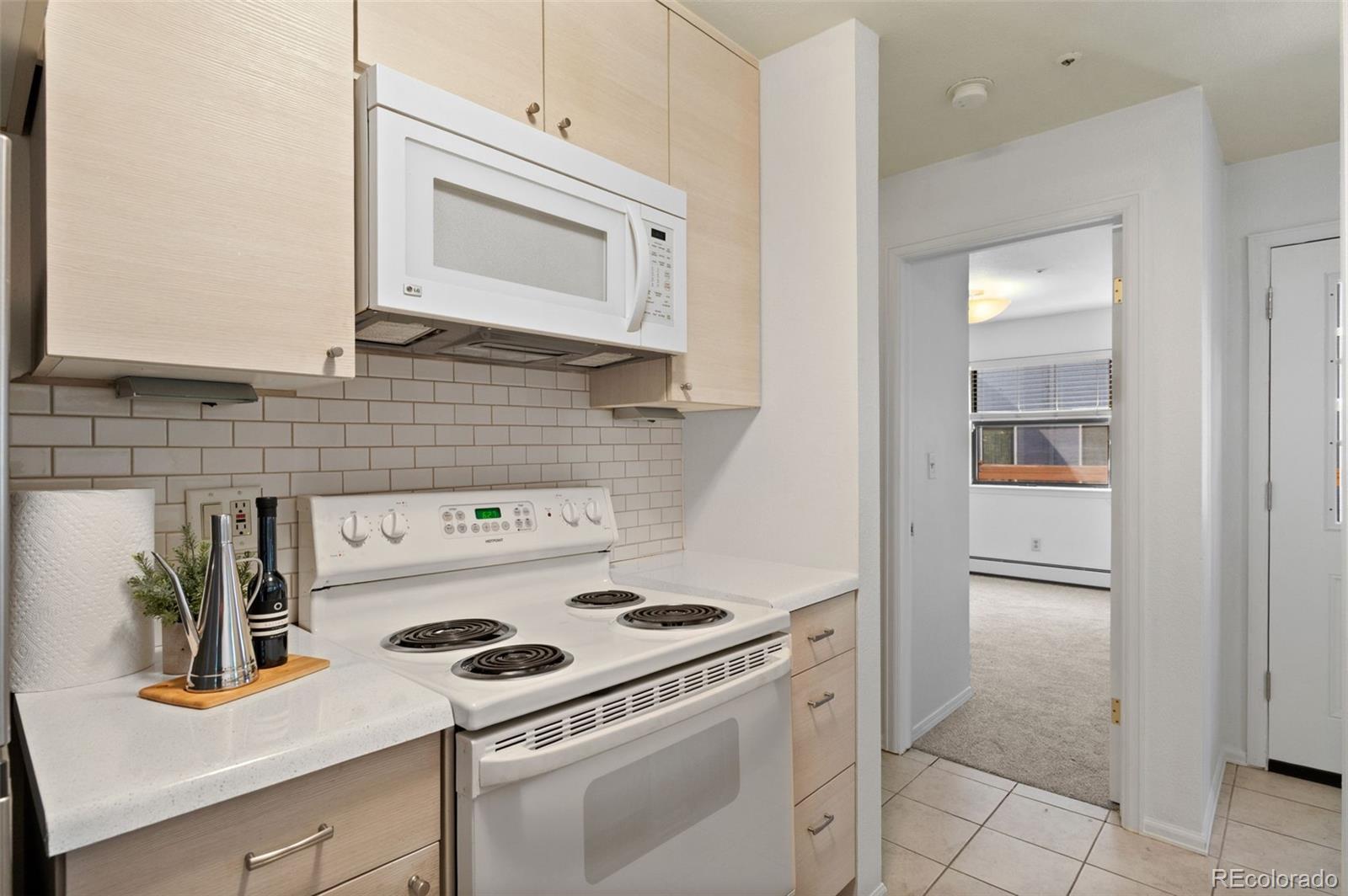 3025 Broadway Street Unit: 2