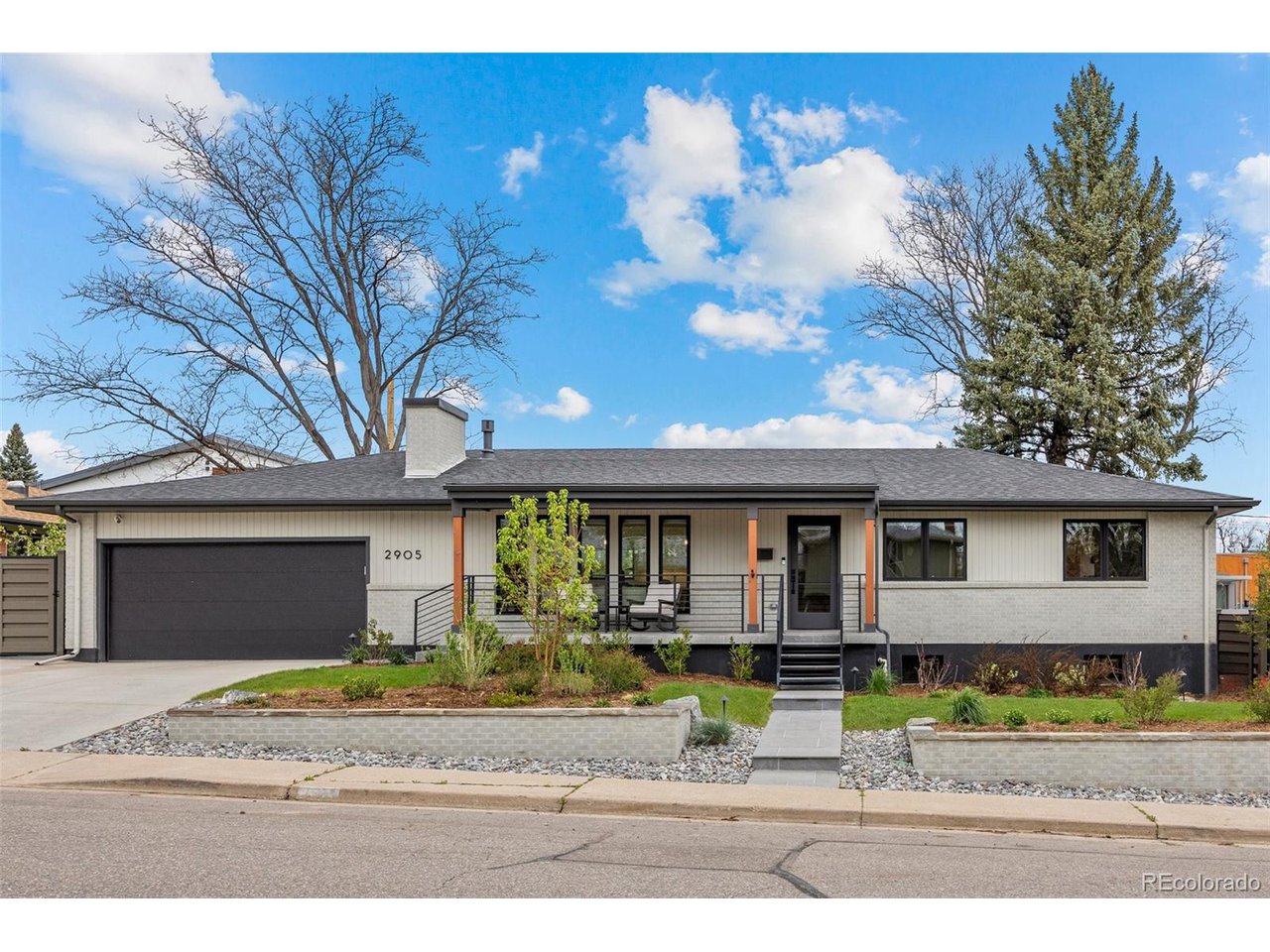 2905 Regis Dr