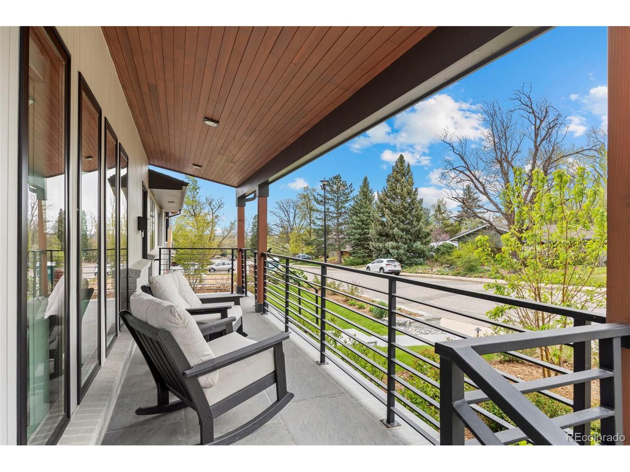 2905 Regis Dr