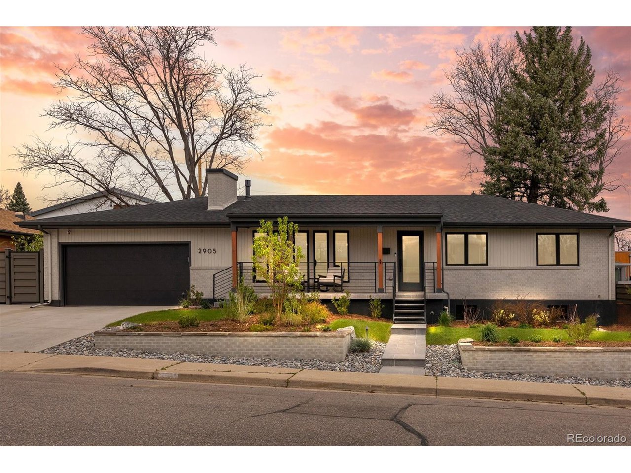 2905 Regis Dr