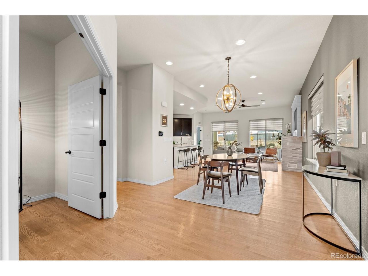 1166 Summit View Dr
