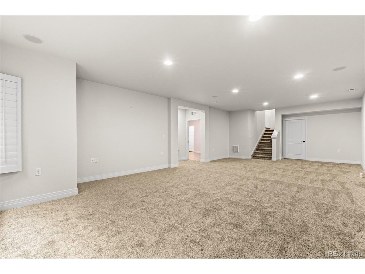 1166 Summit View Dr