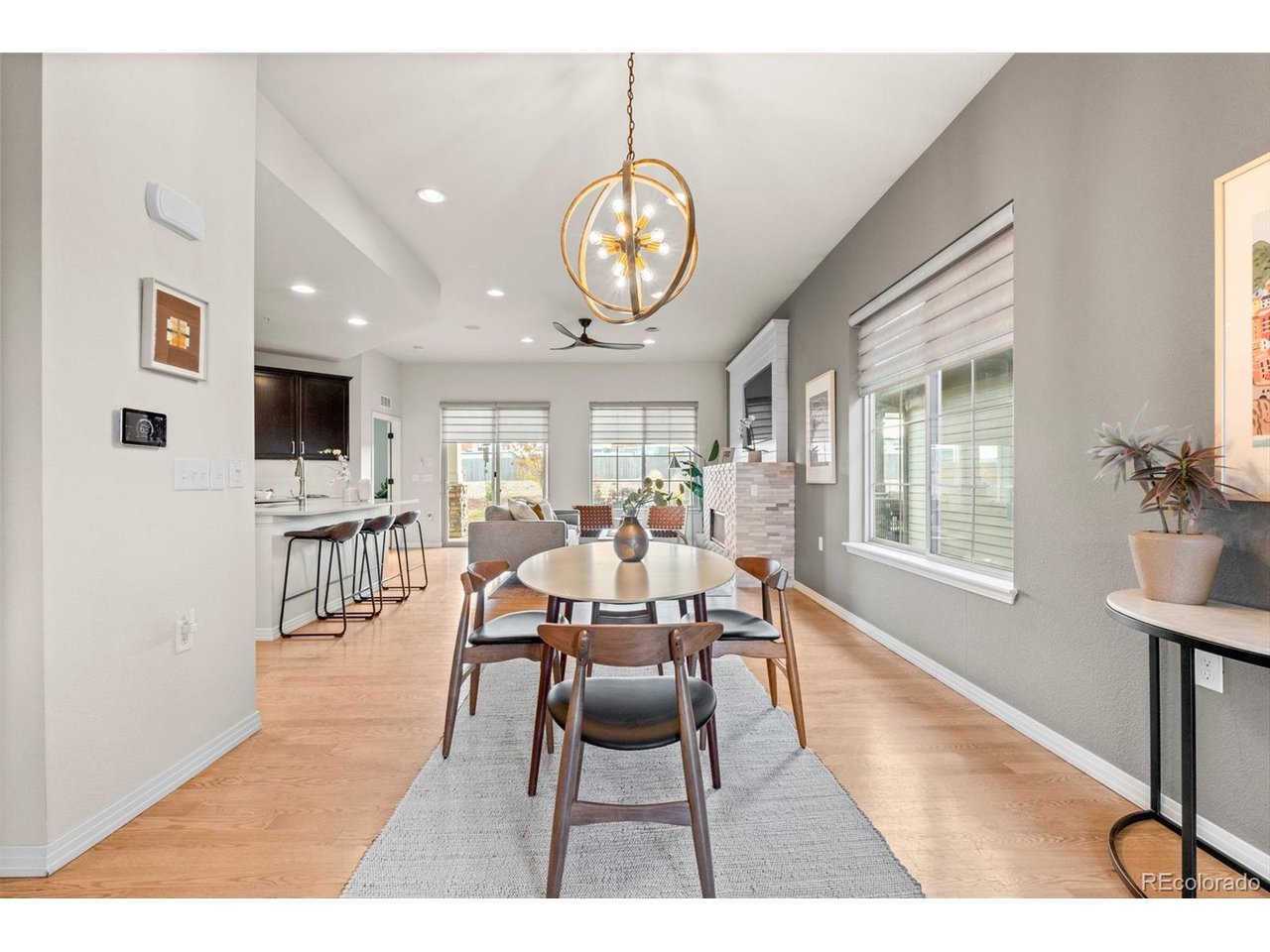 1166 Summit View Dr