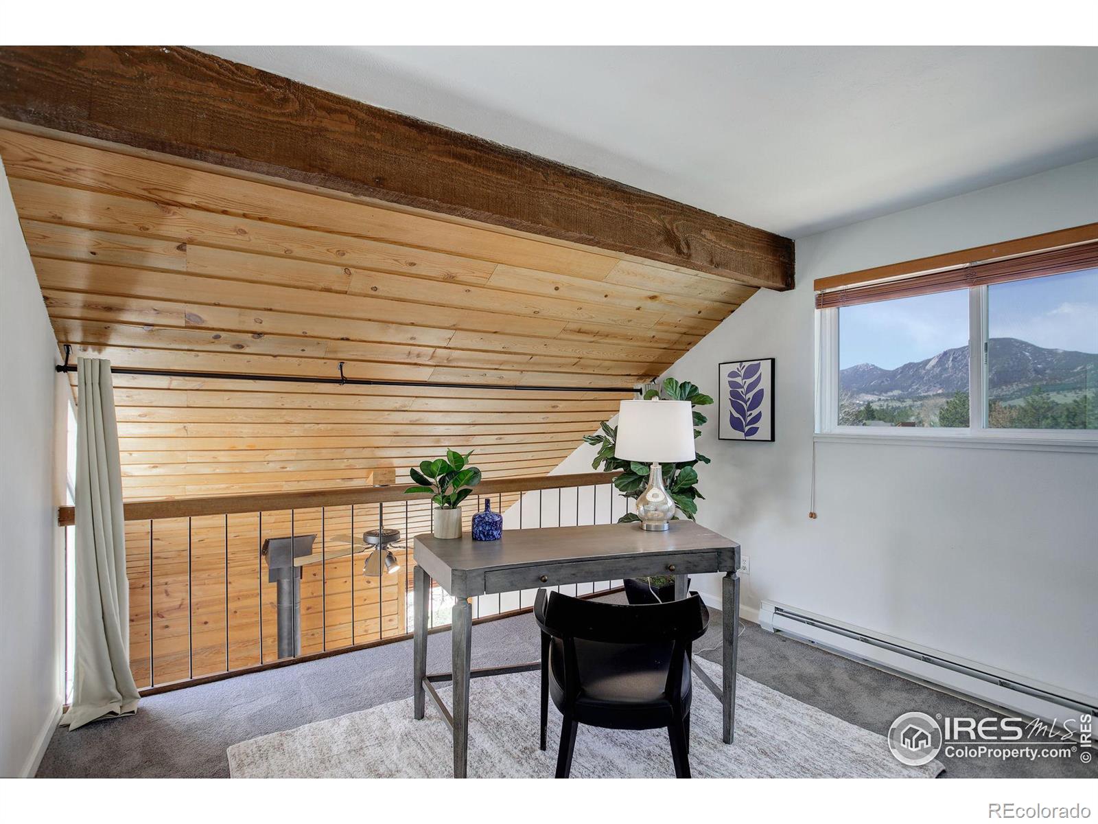 3095 Redstone Lane Unit: 4