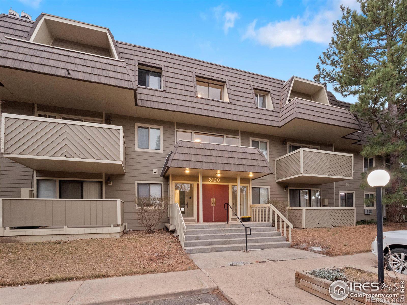 3120 Corona Trail Unit: 301