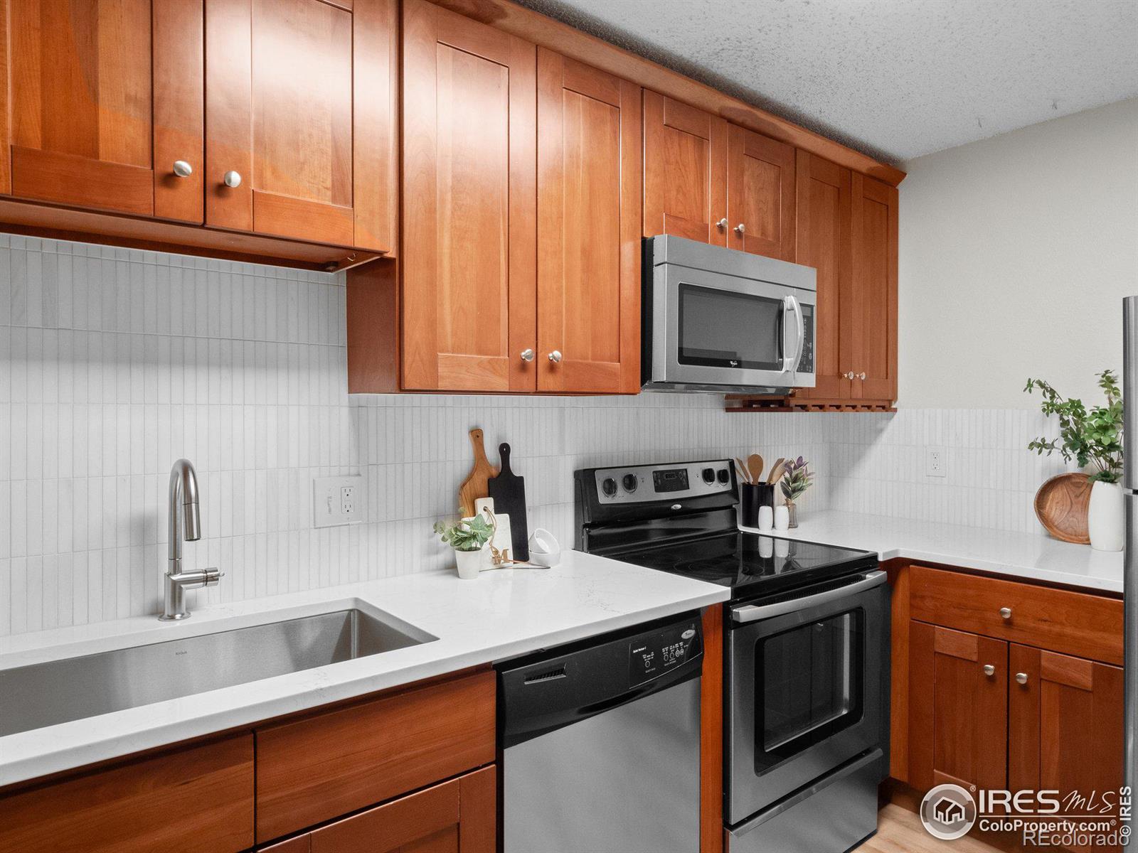 3120 Corona Trail Unit: 301