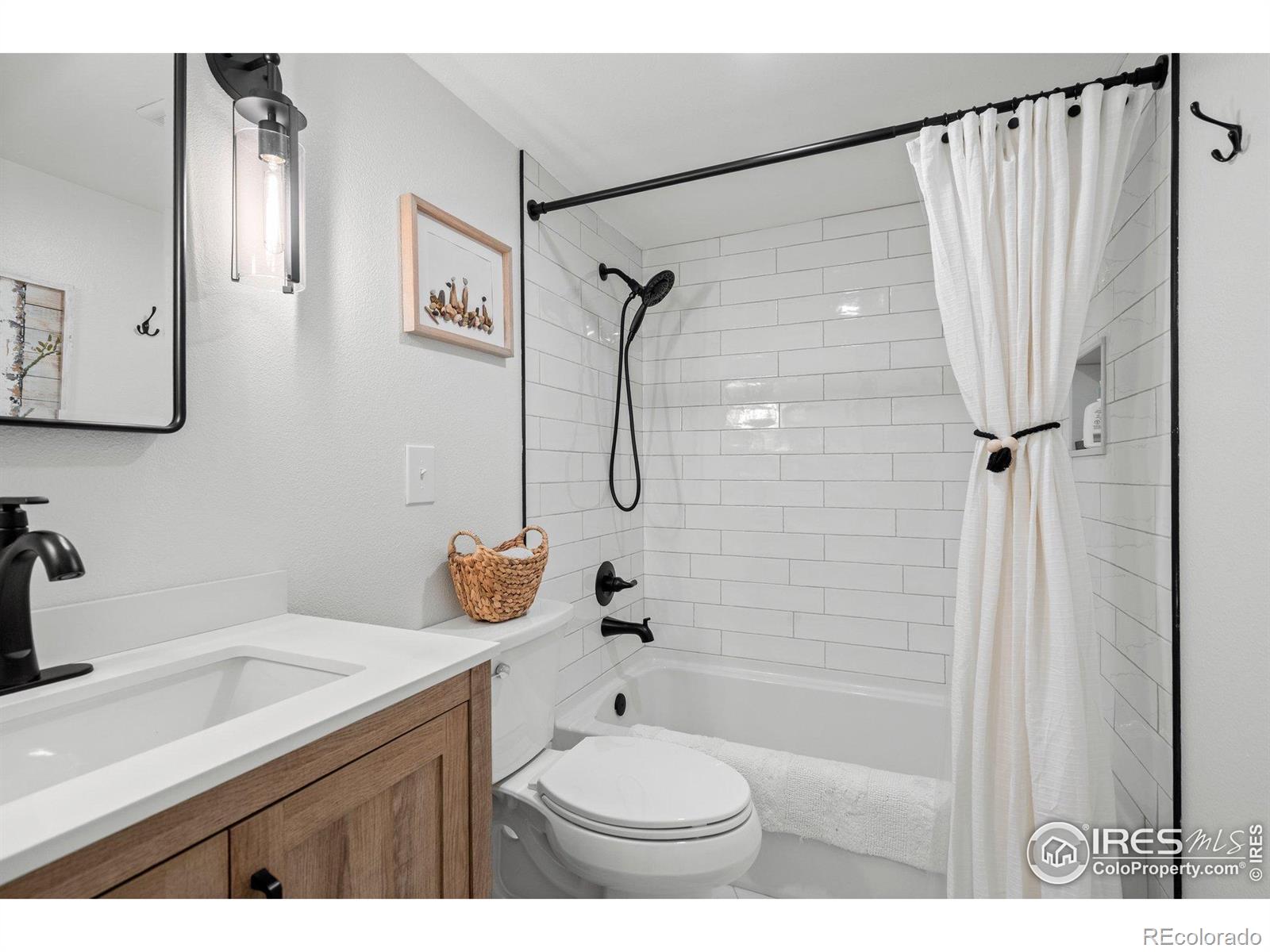 500 Manhattan Drive Unit: A9