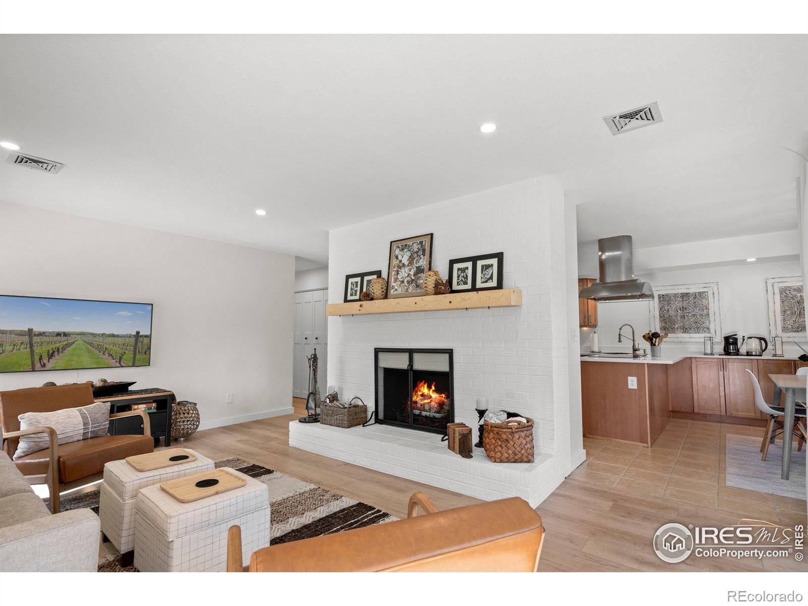 500 Manhattan Drive Unit: A9