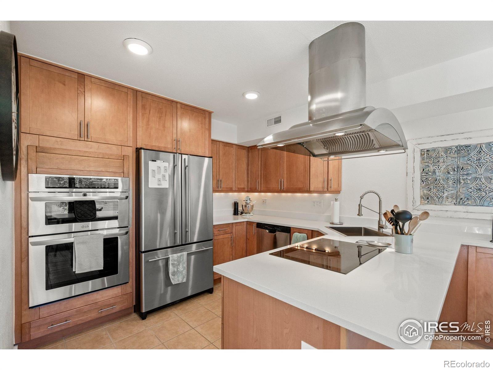 500 Manhattan Drive Unit: A9