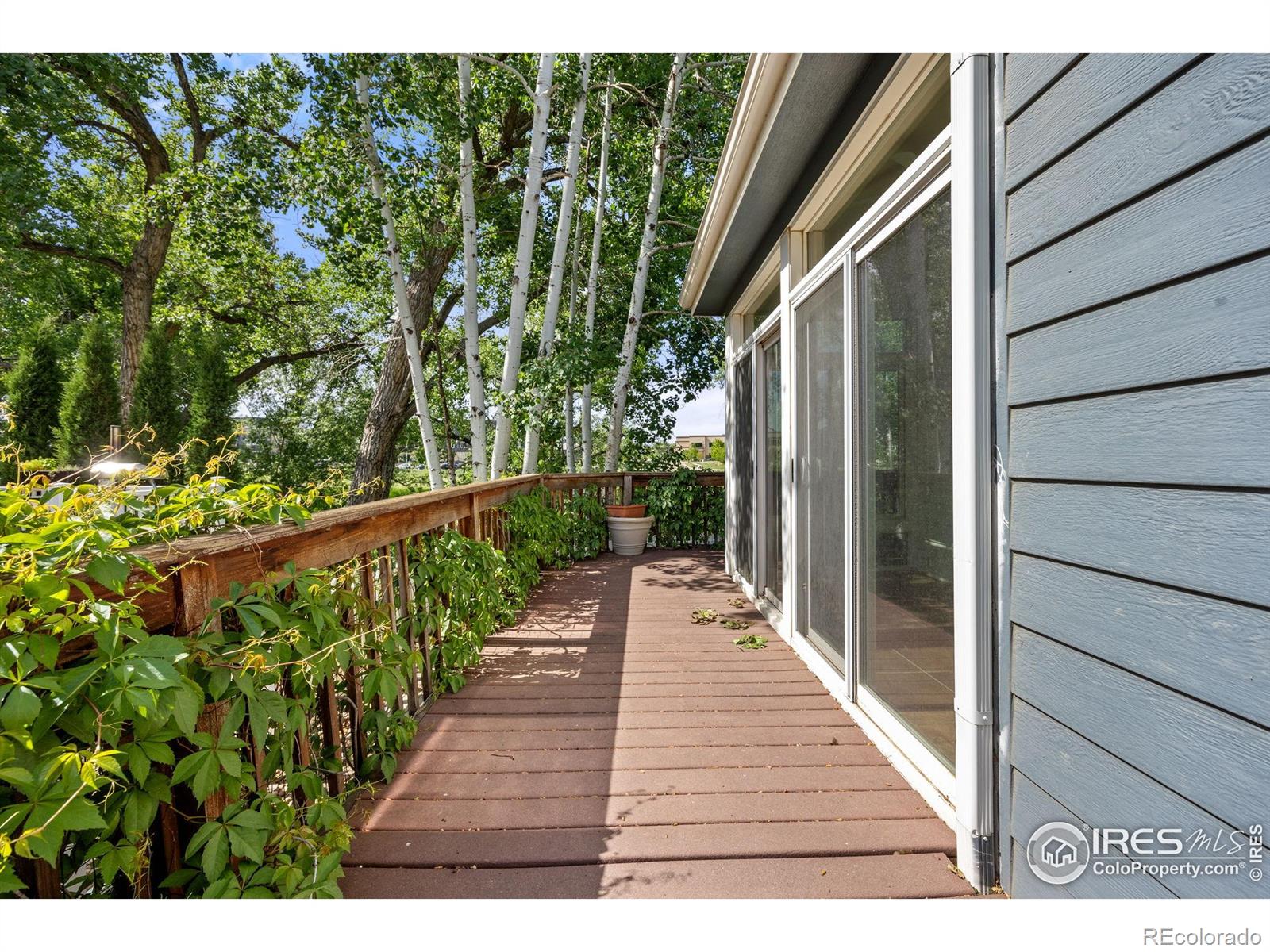 2106 River Walk Lane